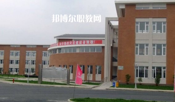 四川什邡職業(yè)中專學(xué)校2022年報名條件、招生要求、招生對象