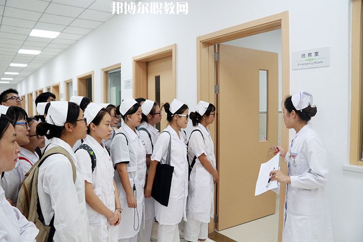 石家莊百富勤中等專業(yè)學(xué)校2022年報(bào)名條件、招生要求、招生對(duì)象