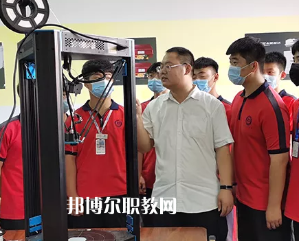 邯鄲現(xiàn)代工業(yè)中等專業(yè)學校2022年招生辦聯(lián)系電話