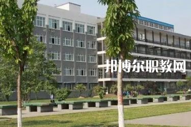 重慶西域技工學(xué)校2022年招生辦聯(lián)系電話(huà)
