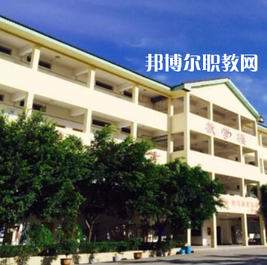 重慶西域技工學(xué)校2022年報名條件、招生要求、招生對象
