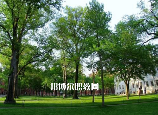秦皇島藥科中等職業(yè)學(xué)校2022年學(xué)費(fèi)、收費(fèi)多少