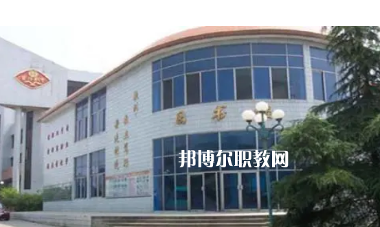 陽(yáng)旅游職業(yè)學(xué)校2022年報(bào)名條件、招生要求、招生對(duì)象