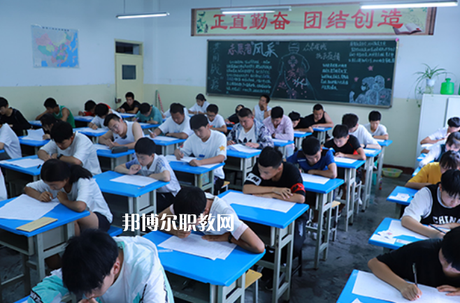 蘭州體育運(yùn)動(dòng)學(xué)校2022年報(bào)名條件、招生要求、招生對(duì)象