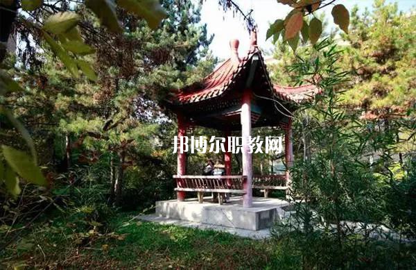 平?jīng)鰩煼秾W(xué)校2022年學(xué)費(fèi)、收費(fèi)多少