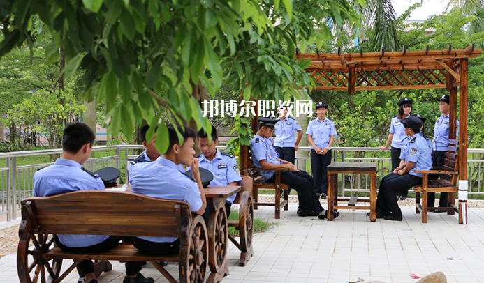 化州鑒江司法職業(yè)學校2022年學費、收費多少