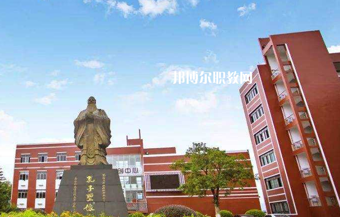 貴州輕工職業(yè)技術(shù)學院中專部2022年報名條件、招生要求、招生對象