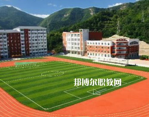 重慶醫(yī)院科技學校2022年報名條件、招生要求、招生對象