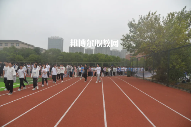 安徽明星科技中專(zhuān)學(xué)校2022年報(bào)名條件、招生要求、招生對(duì)象