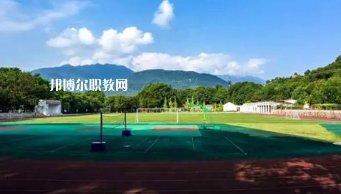四川食品藥品學(xué)校2022年報(bào)名條件、招生要求、招生對(duì)象