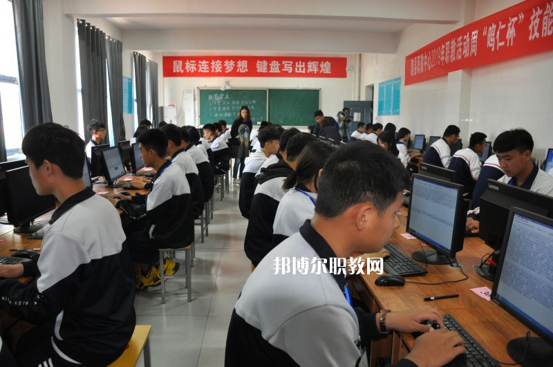 魏縣綜合職業(yè)技術教育中心2022年報名條件、招生要求、招生對象