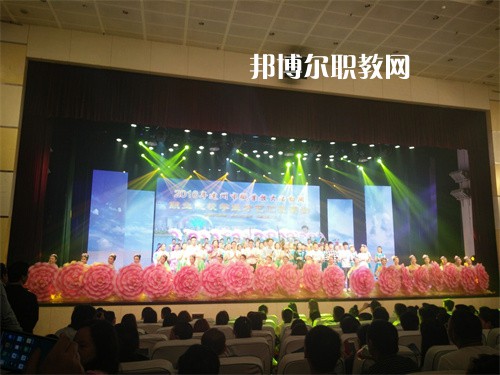 達(dá)州華西職業(yè)技術(shù)學(xué)校2022年報(bào)名條件、招生要求、招生對象