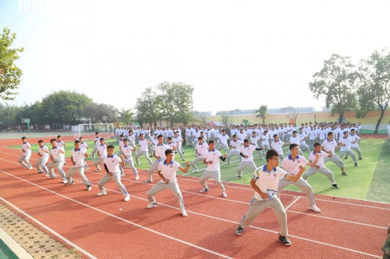 楚雄州體育運動學(xué)校2022年報名條件、招生要求、招生對象