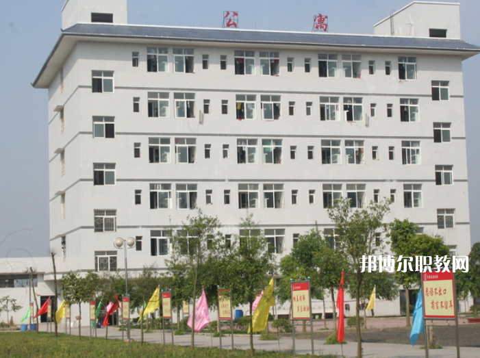 廣安武勝嘉陵職業(yè)技術(shù)學(xué)校2022年報(bào)名條件、招生要求、招生對(duì)象