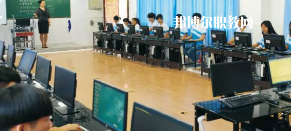 樂山市竹根職業(yè)中專學(xué)校2022年報名條件、招生要求、招生對象