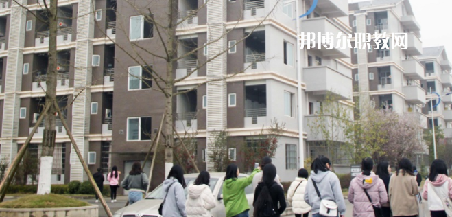 南充工貿(mào)科技職業(yè)學(xué)校怎么樣、好不好