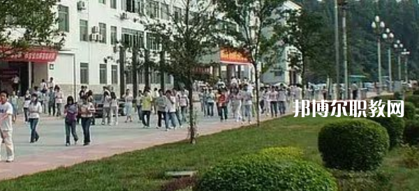 綿陽職業(yè)技術(shù)學院中專部地址在哪里