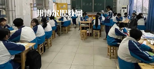 四川瀘州市江南職業(yè)中學(xué)校2022年報名條件、招生要求、招生對象
