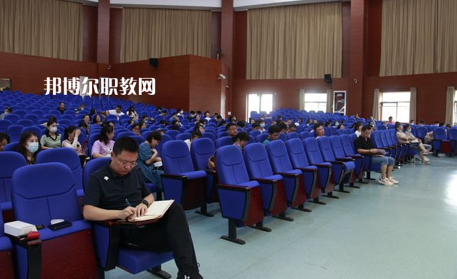 常熟高新園中等專業(yè)學校2022年學費、收費多少