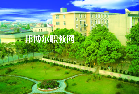 湖北廣播電視學(xué)校2022年報(bào)名條件、招生要求、招生對(duì)象