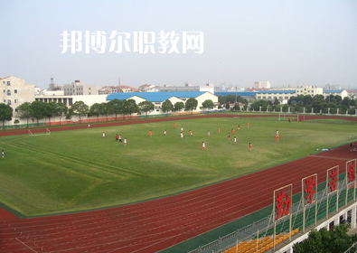 武漢東西湖職業(yè)技術(shù)學(xué)校2022年報名條件、招生要求、招生對象