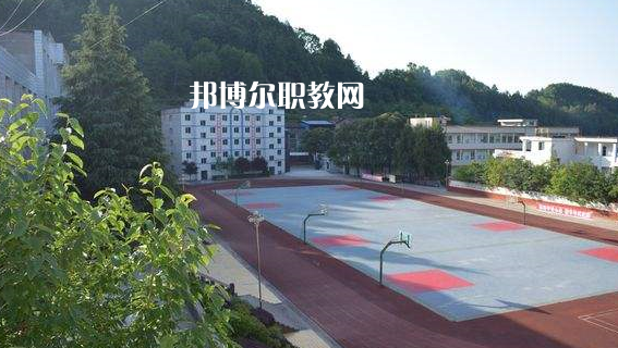 平昌縣西興職業(yè)中學(xué)2022年怎么樣、好不好