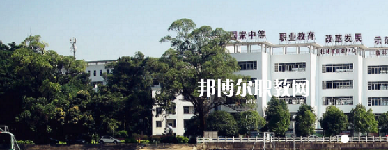 桂林市旅游職業(yè)中等專業(yè)學(xué)校2022年報(bào)名條件、招生要求、招生對(duì)象