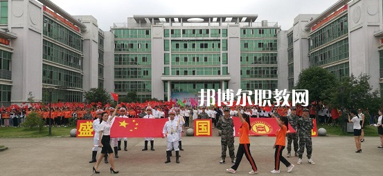 廣西科技商貿(mào)高級(jí)技工學(xué)校2022年報(bào)名條件、招生要求、招生對(duì)象