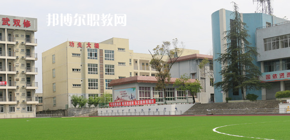 德陽弘正科技職業(yè)學校2023年學費、收費多少