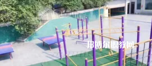 威遠(yuǎn)縣聯(lián)想職業(yè)技術(shù)學(xué)校2023年學(xué)費、收費多少