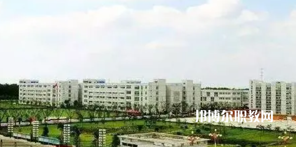 江蘇省高郵中等專業(yè)學校地址在哪里，哪個地區(qū)，哪個城市?
