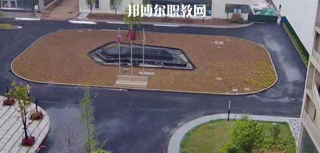 鄭州機(jī)電工業(yè)技工學(xué)校地址在哪里，哪個地區(qū)，哪個城市?