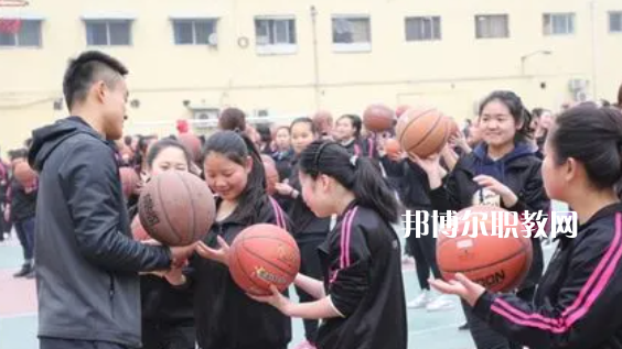 西安市明珠職業(yè)學(xué)校地址在哪里，哪個(gè)地區(qū)，哪個(gè)城市?