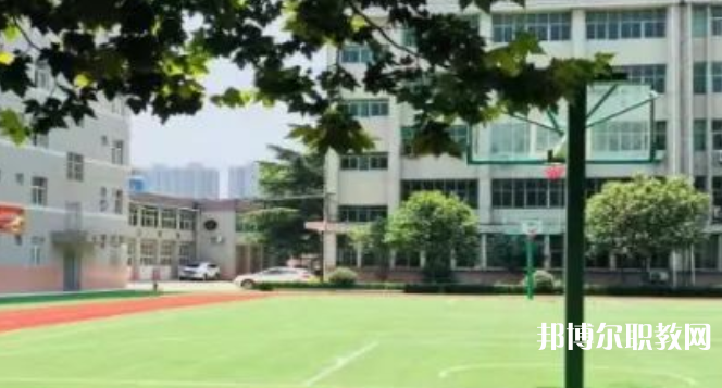 西安澤秦技工學(xué)校地址，乘車路線