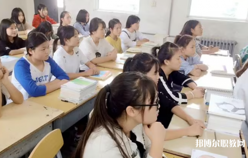 鄭州市特色教育中等專業(yè)學校怎么樣、好不好