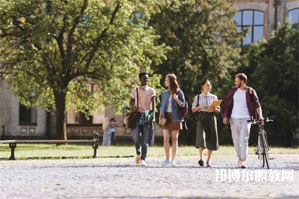 廣東哪里的職業(yè)學校能讀服務機器人裝調(diào)與維護專業(yè)