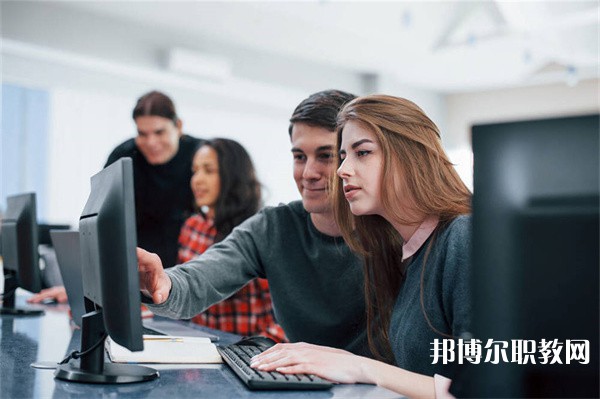 廣東哪里的職業(yè)學校能讀汽車檢測與維修技術(shù)專業(yè)