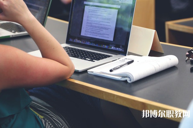 廣西哪里的職教中心能讀汽車運用與維修專業(yè)專業(yè)