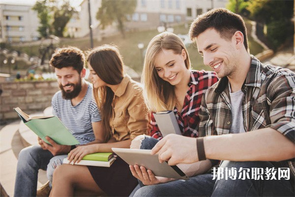 廣西哪里的中職學校能讀計算機信息管理專業(yè)