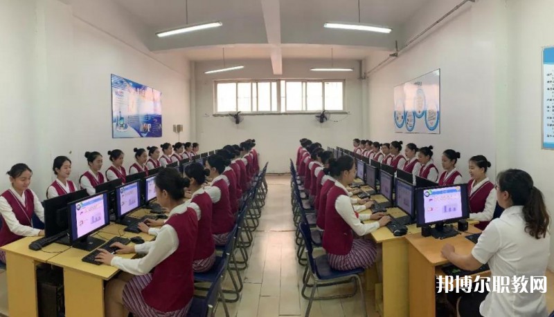 大連航空管理中等職業(yè)技術(shù)學校怎么樣、好不好