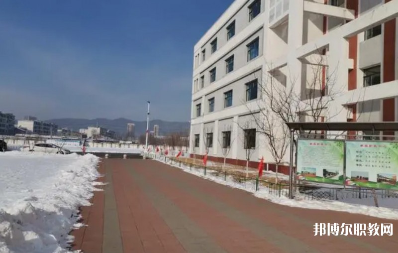 2024新賓縣中等職業(yè)技術(shù)專業(yè)學(xué)校招生計(jì)劃 招生人數(shù)是多少(附要求、條件、對象)