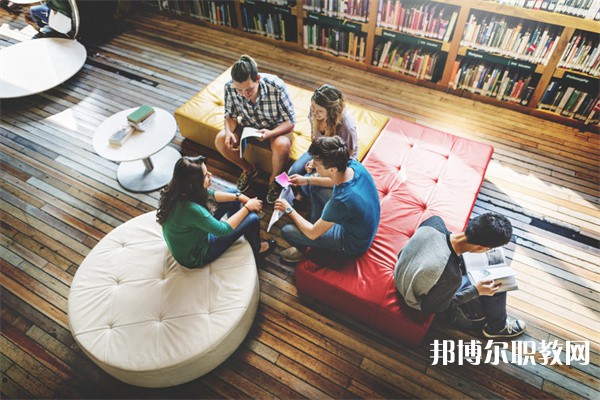 貴州哪里的中專學校能讀工程機械駕駛與維修專業(yè)
