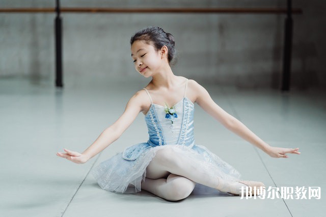 云南哪里的中職學(xué)校能讀工業(yè)分析與檢驗(yàn)專業(yè)