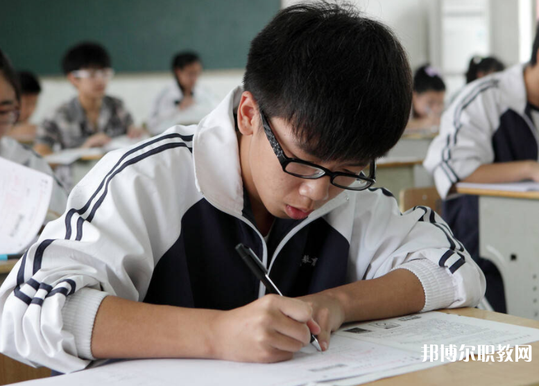 2025泰安公辦技工學(xué)校最新排名前三名單