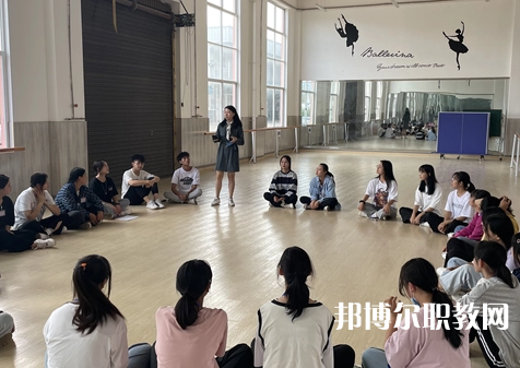 2025肇慶中職學(xué)校最新排名前三名單