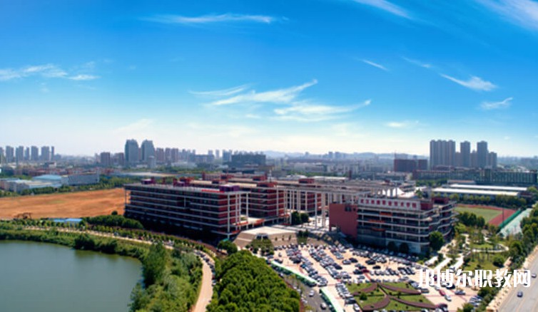 湖北2025年讀鐵路學(xué)校哪個專業(yè)好