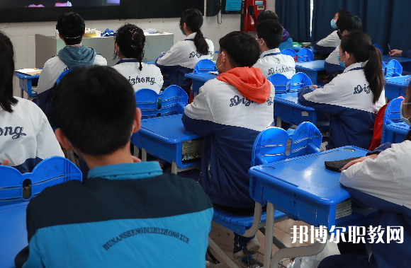 2025哈爾濱中專學校最新排名前三名單