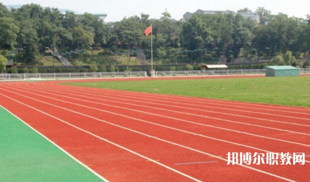 自貢2025年鐵路學(xué)校哪個(gè)好