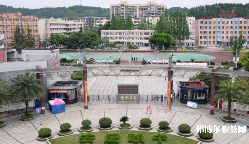 四川2025年初中生讀電工學(xué)校好嗎
